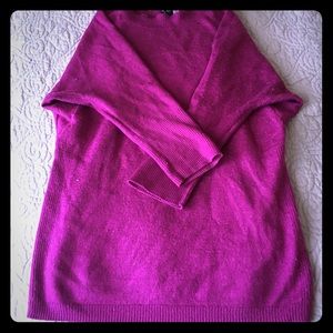 Magenta half-sleeve Limited sweater